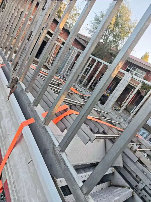 Atelier de fabrication, contrôles en cours de production